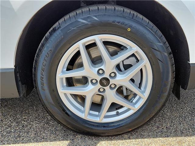 used 2024 Ford Edge car, priced at $28,748