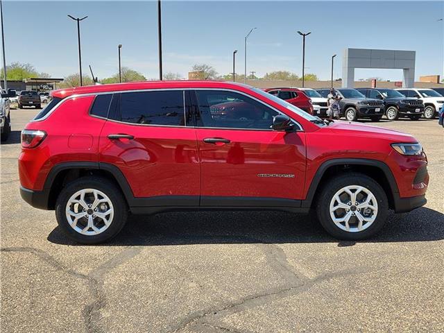 new 2025 Jeep Compass car, priced at $31,085