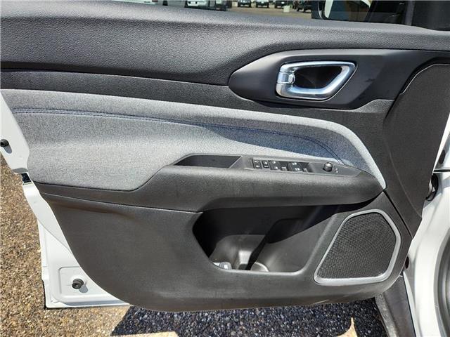 new 2025 Jeep Compass car, priced at $32,160