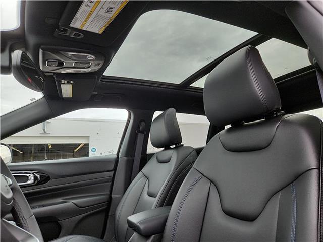 new 2025 Jeep Compass car, priced at $42,100