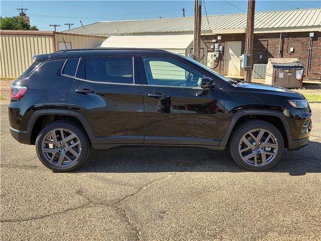 new 2025 Jeep Compass car, priced at $42,100