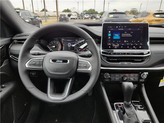 new 2025 Jeep Compass car, priced at $42,100