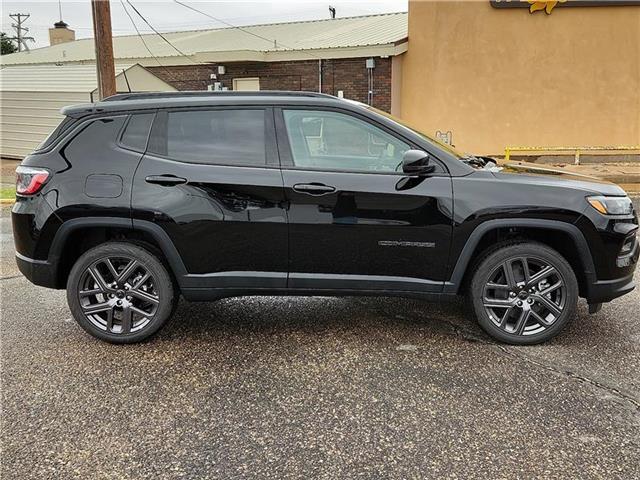 new 2025 Jeep Compass car, priced at $42,100