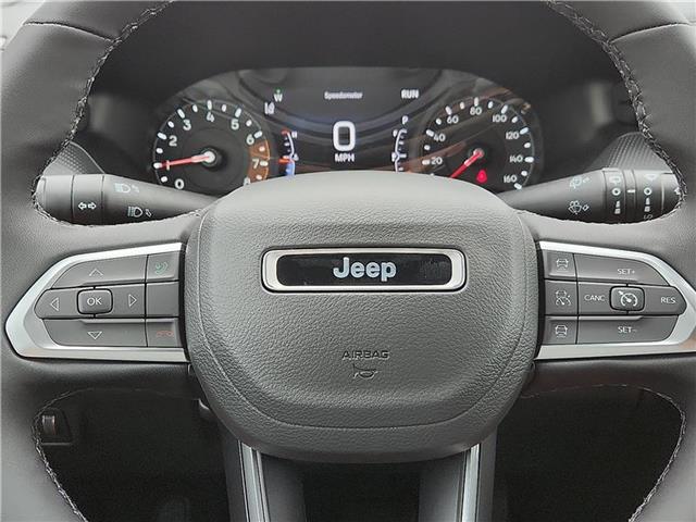 new 2025 Jeep Compass car, priced at $42,100