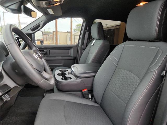 new 2025 Ram 2500 car, priced at $71,930
