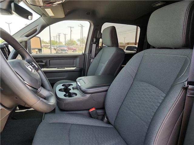 new 2025 Ram 2500 car, priced at $72,175