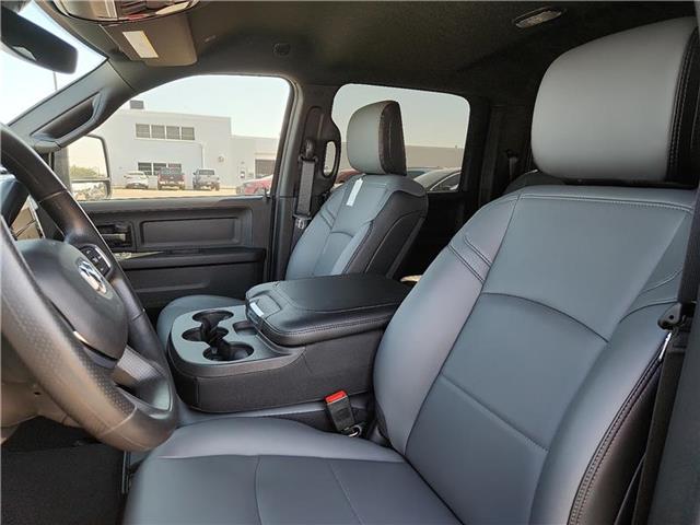new 2025 Ram 2500 car, priced at $72,525