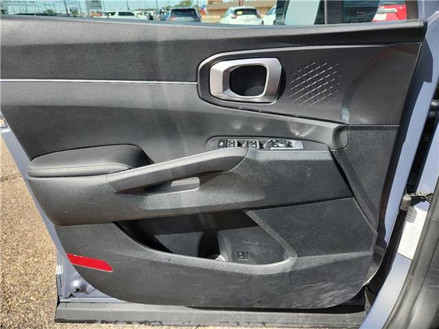 used 2024 Kia Sorento car, priced at $32,788