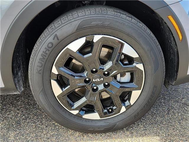 used 2024 Kia Sorento car, priced at $32,788