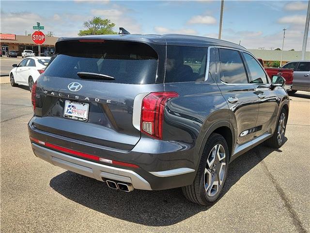 used 2024 Hyundai Palisade car, priced at $42,974