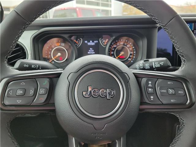 new 2025 Jeep Wrangler car
