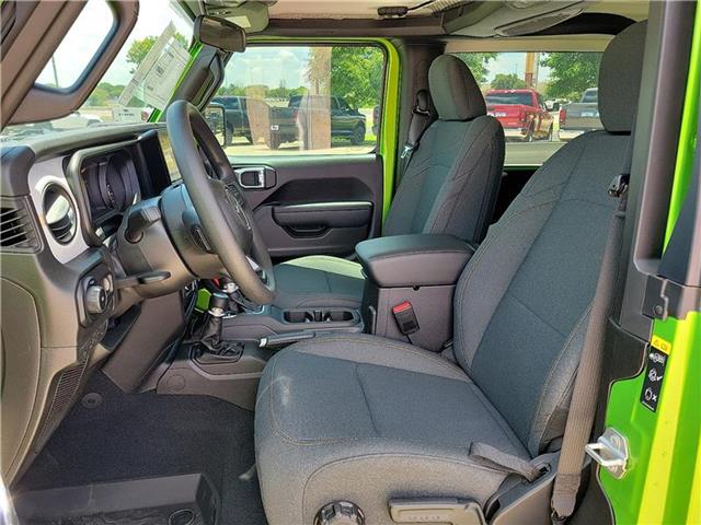 new 2025 Jeep Wrangler car