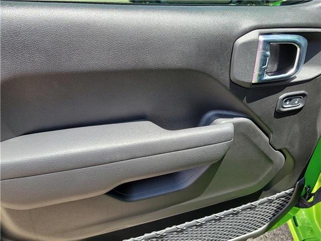 new 2025 Jeep Wrangler car