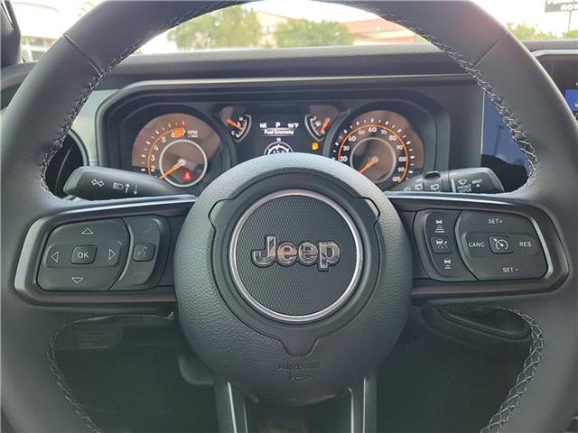 new 2025 Jeep Wrangler car