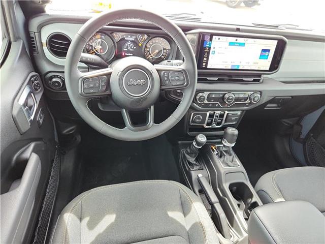 new 2025 Jeep Wrangler car