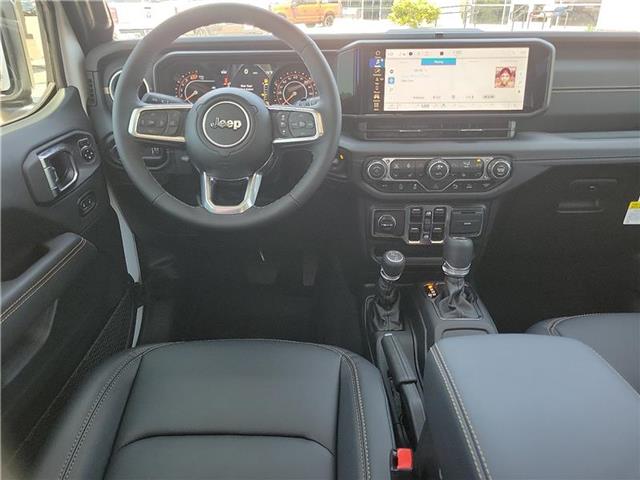 new 2025 Jeep Wrangler car