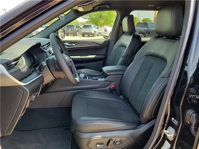new 2025 Jeep Grand Cherokee car