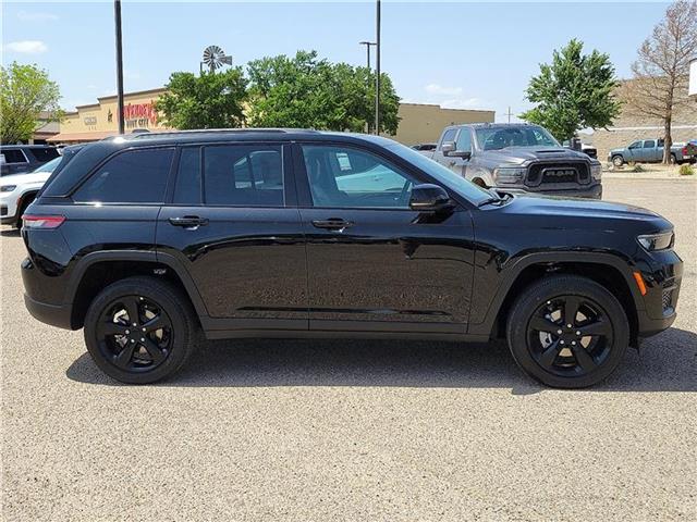 new 2025 Jeep Grand Cherokee car