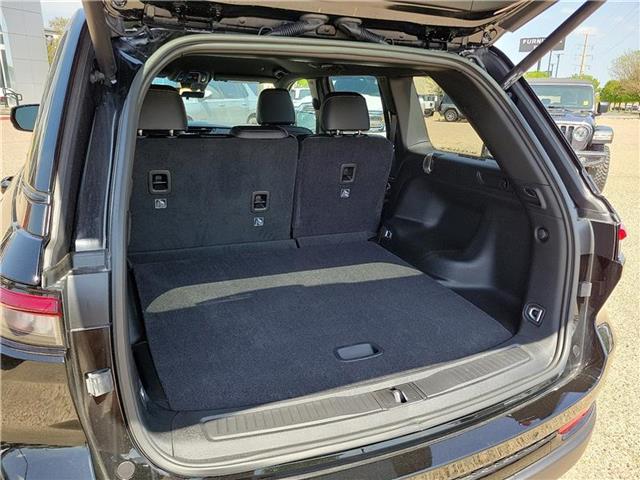 new 2025 Jeep Grand Cherokee car