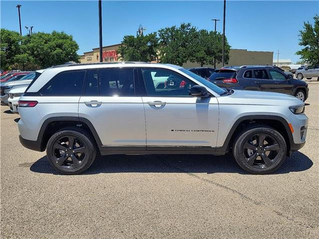 new 2025 Jeep Grand Cherokee car