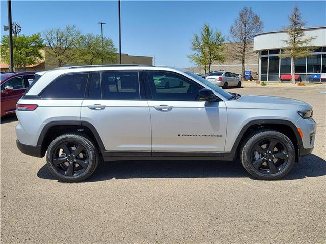 new 2025 Jeep Grand Cherokee car