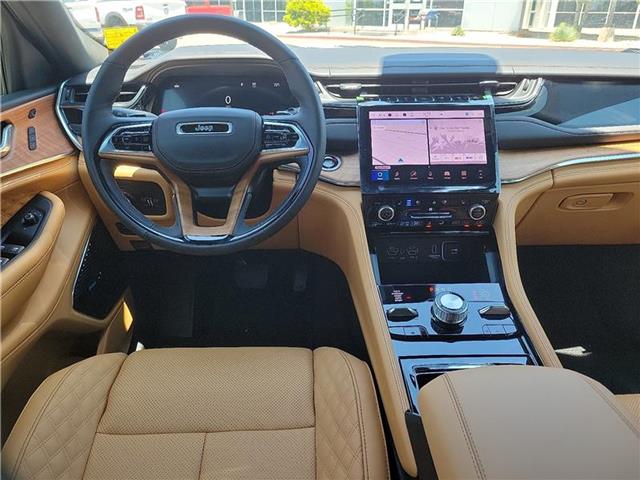 new 2025 Jeep Grand Cherokee car