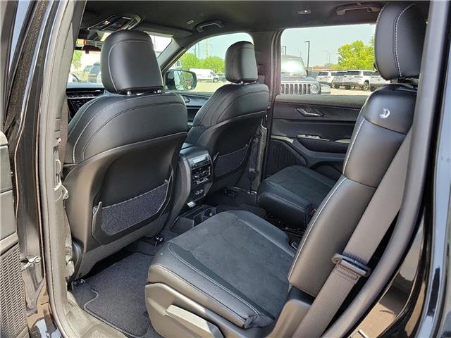 new 2025 Jeep Grand Cherokee L car