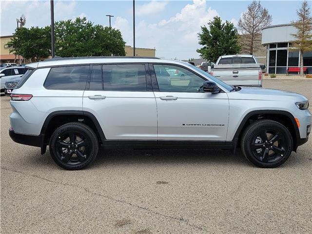new 2025 Jeep Grand Cherokee L car