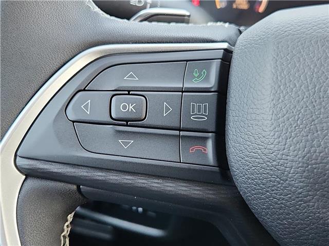 new 2025 Jeep Grand Cherokee L car