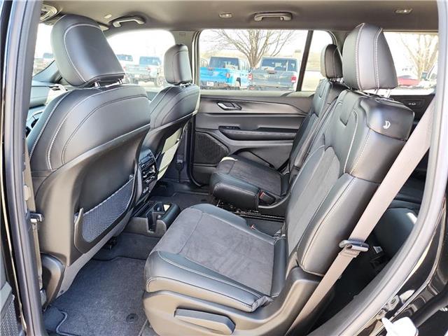 new 2025 Jeep Grand Cherokee L car