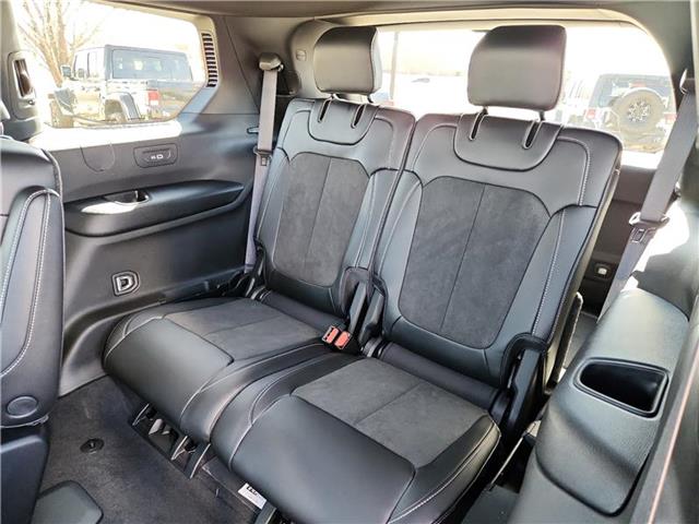 new 2025 Jeep Grand Cherokee L car