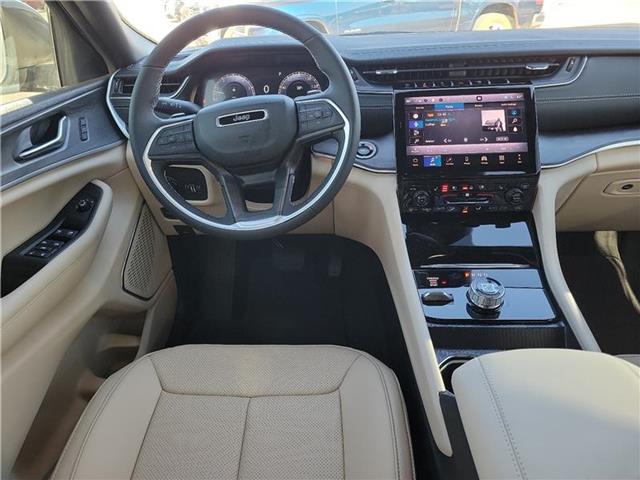 new 2025 Jeep Grand Cherokee L car