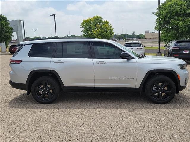new 2025 Jeep Grand Cherokee L car
