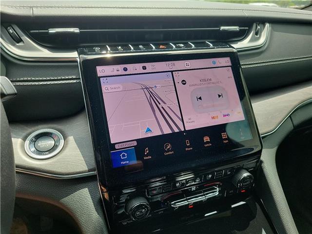 new 2025 Jeep Grand Cherokee L car