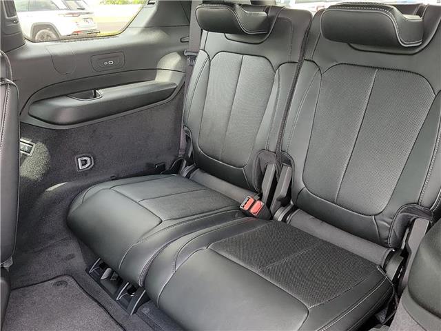 new 2025 Jeep Grand Cherokee L car