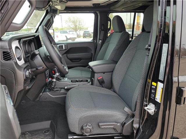 new 2025 Jeep Wrangler car