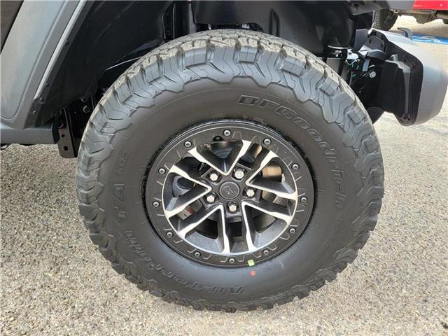new 2025 Jeep Wrangler car