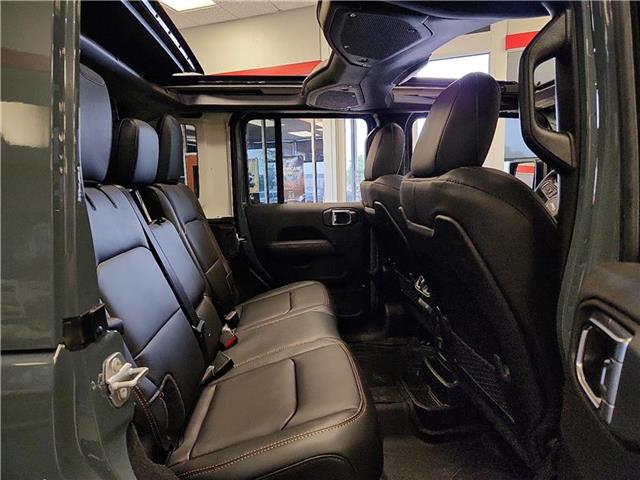 new 2025 Jeep Wrangler car