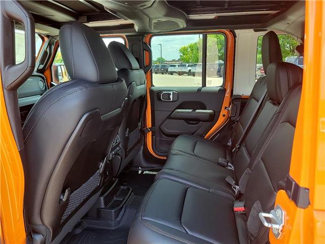 new 2025 Jeep Wrangler car