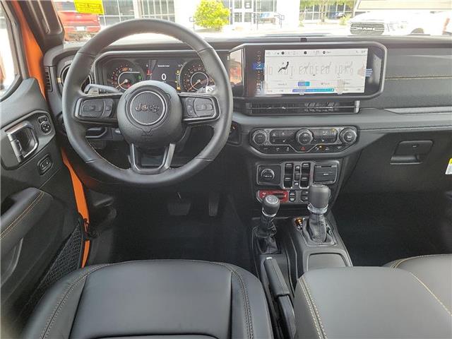 new 2025 Jeep Wrangler car