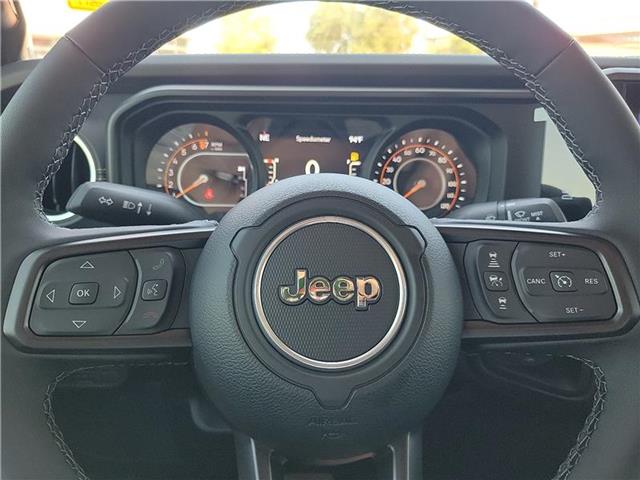 new 2025 Jeep Gladiator car