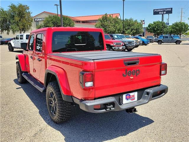 new 2025 Jeep Gladiator car