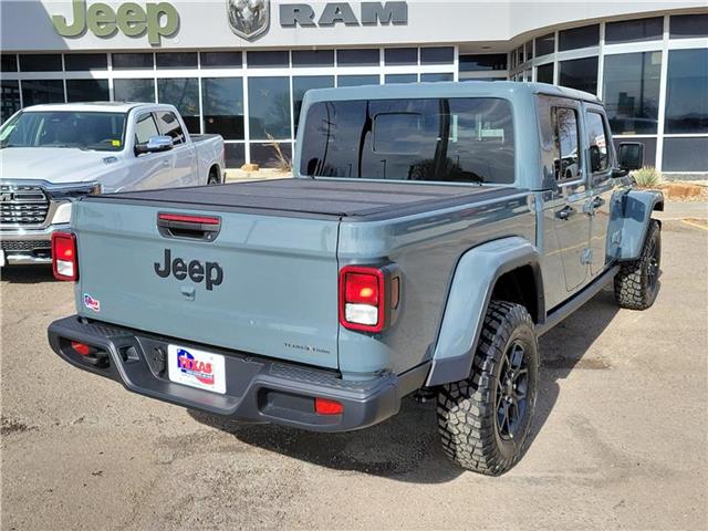 new 2025 Jeep Gladiator car