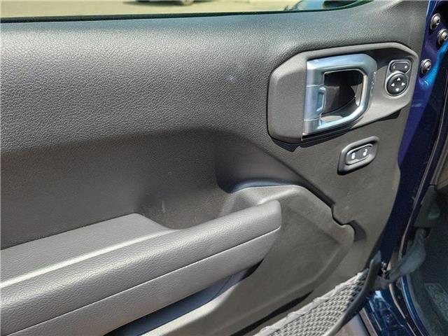 new 2025 Jeep Gladiator car