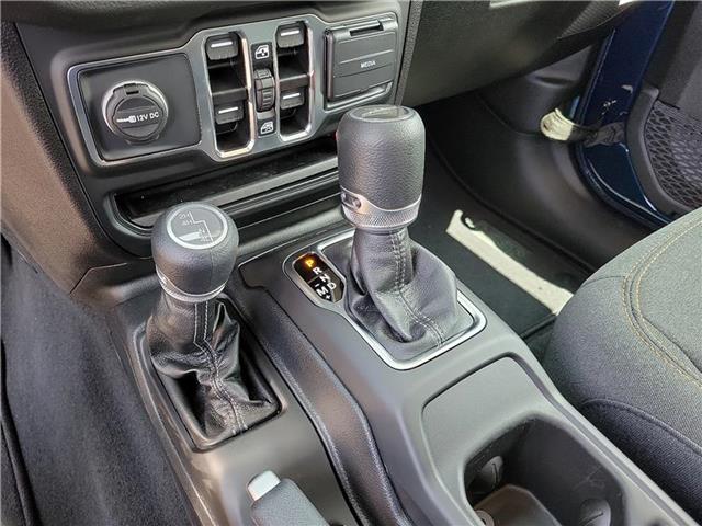 new 2025 Jeep Gladiator car
