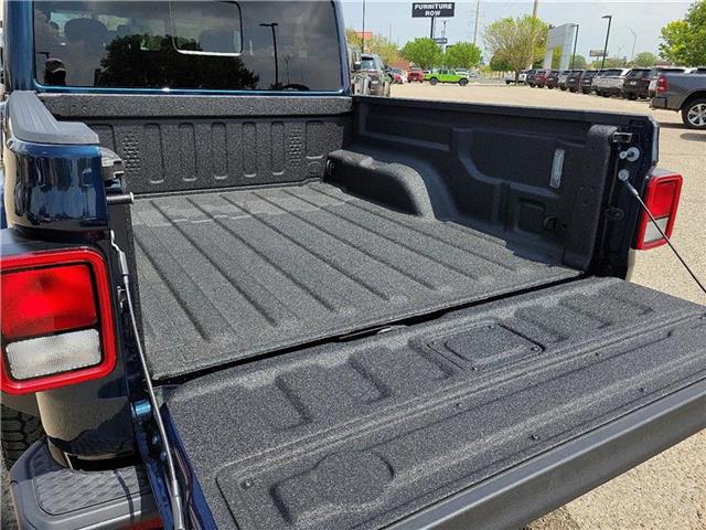 new 2025 Jeep Gladiator car