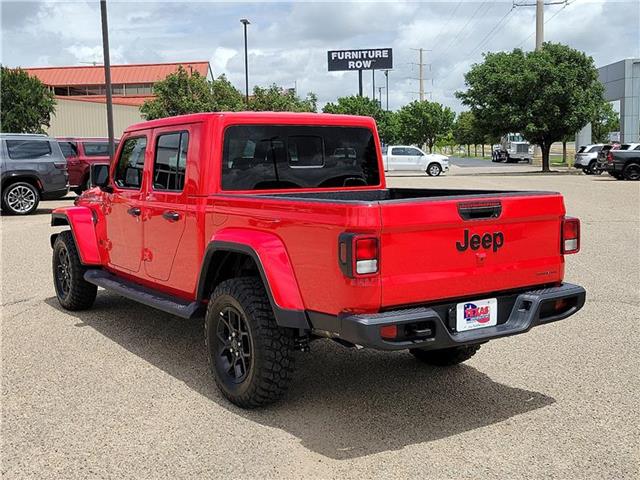 new 2025 Jeep Gladiator car