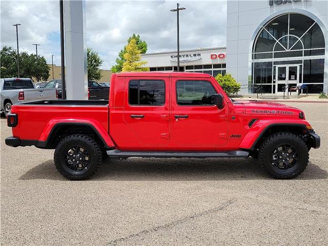 new 2025 Jeep Gladiator car