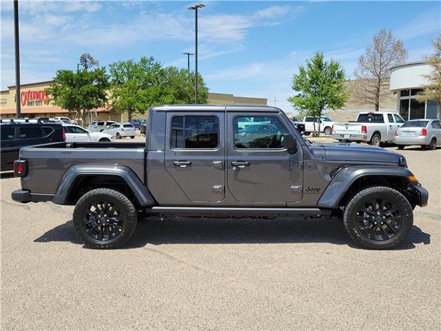 new 2025 Jeep Gladiator car