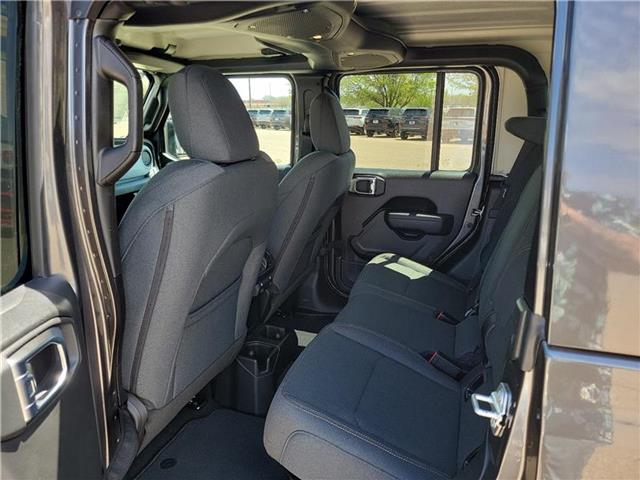 new 2025 Jeep Gladiator car